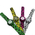 Montre Vogue de 2016 vente chaude coloré enfants Silicone